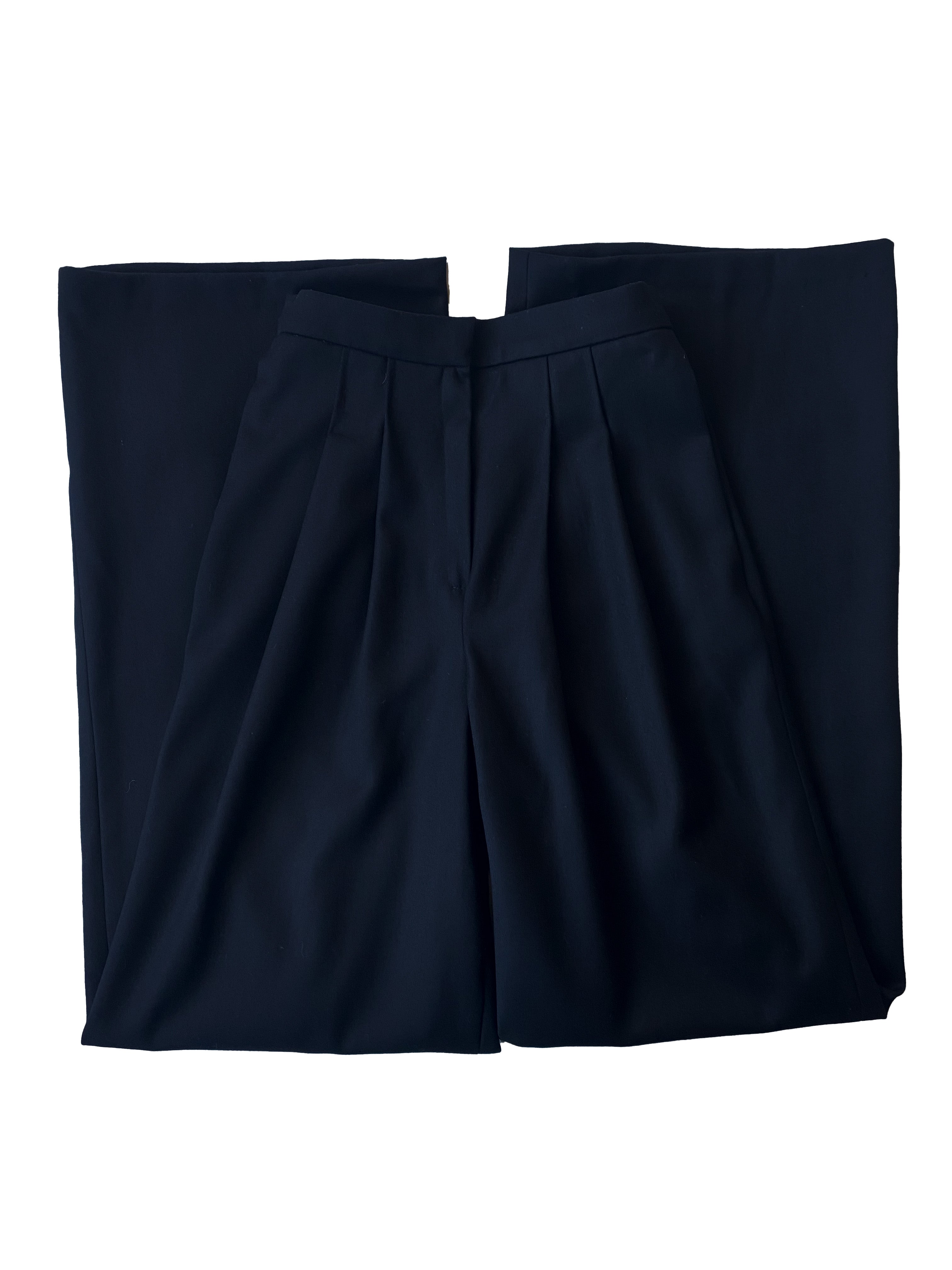 Pleated man trousers