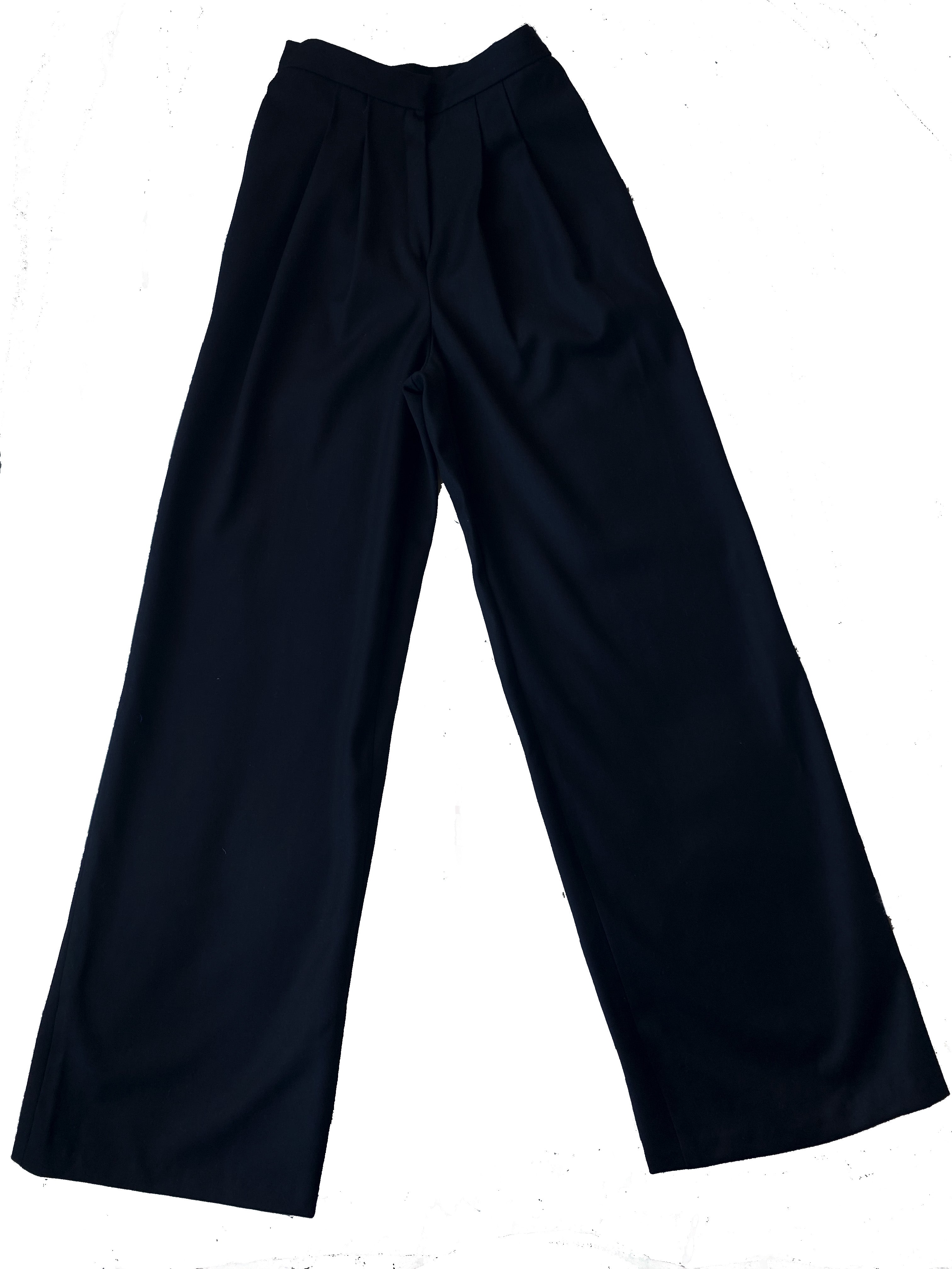 Pleated man trousers